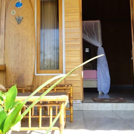 Friend House Stay & Surf Airsatang Екстериор снимка