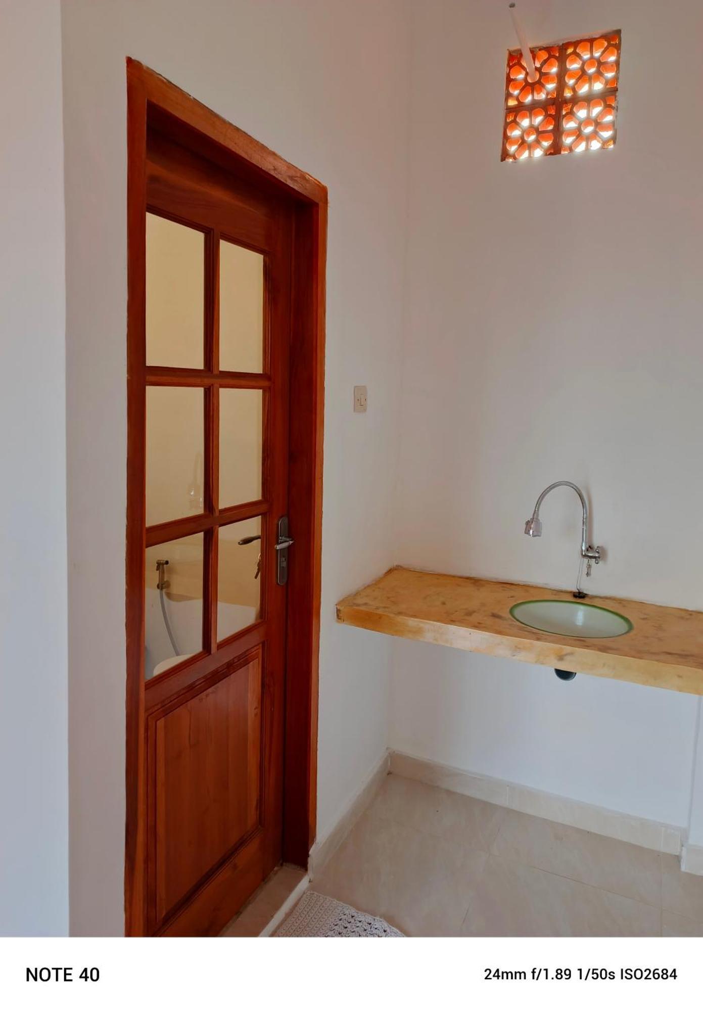 Friend House Stay & Surf Airsatang Екстериор снимка