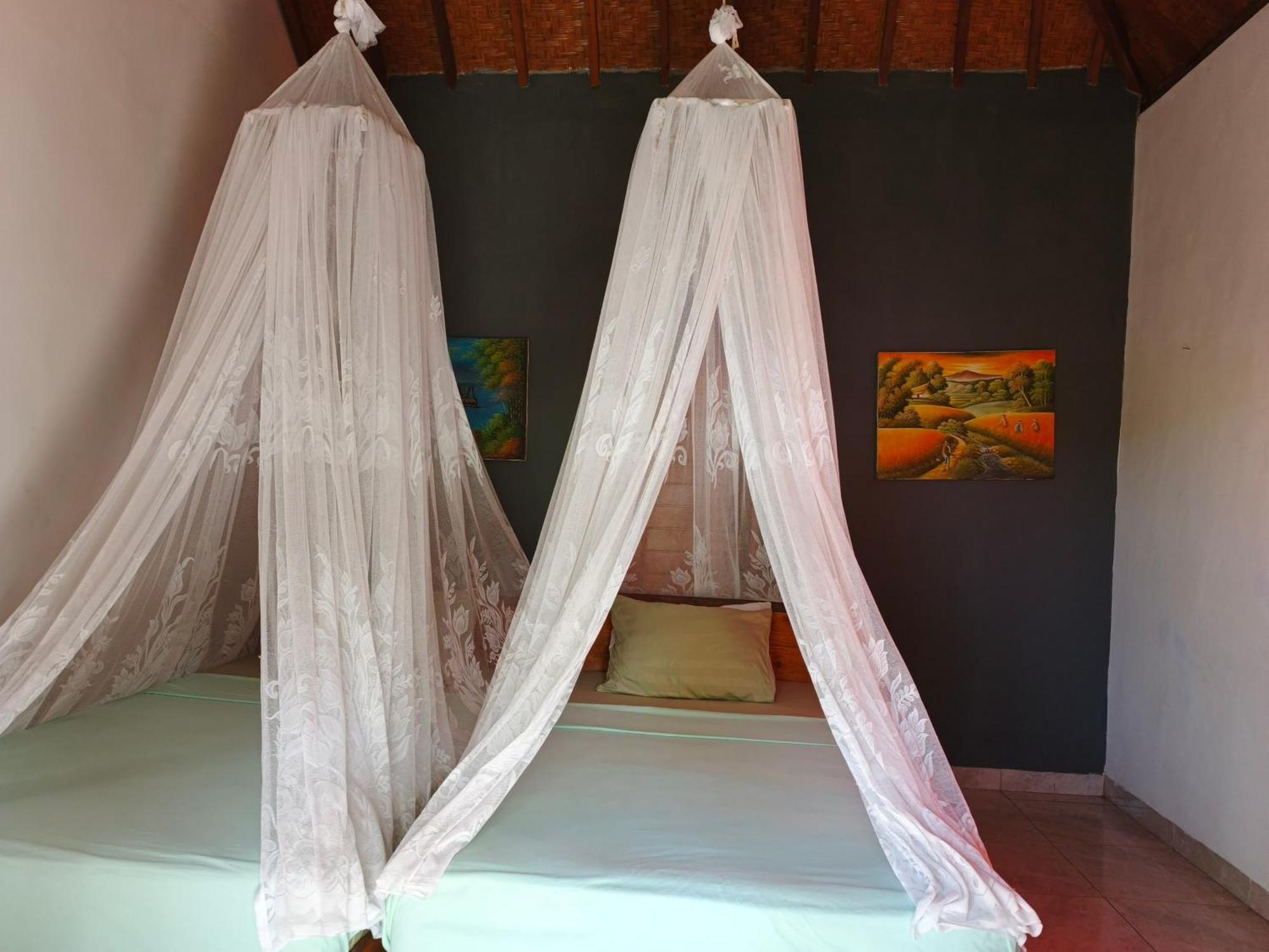 Friend House Stay & Surf Airsatang Екстериор снимка