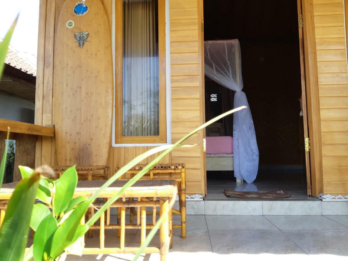 Friend House Stay & Surf Airsatang Екстериор снимка