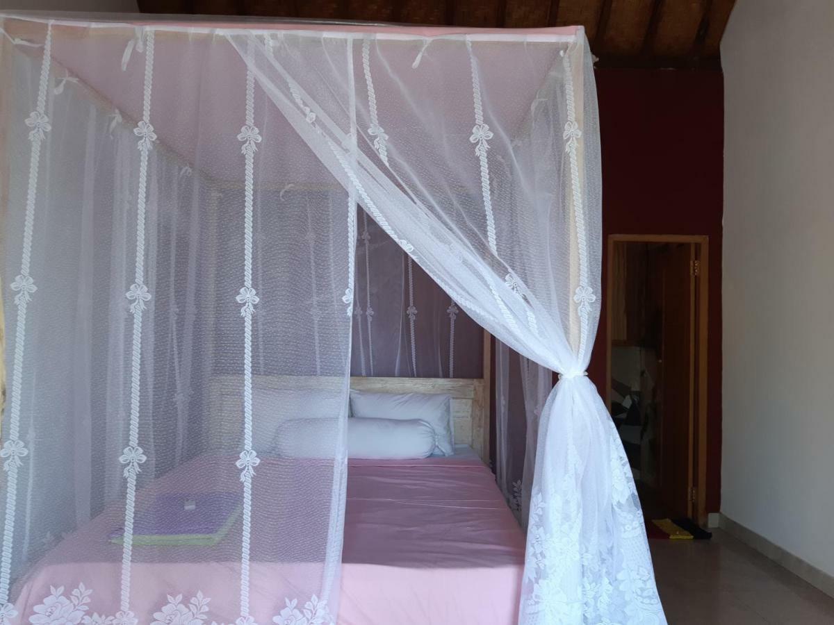 Friend House Stay & Surf Airsatang Екстериор снимка