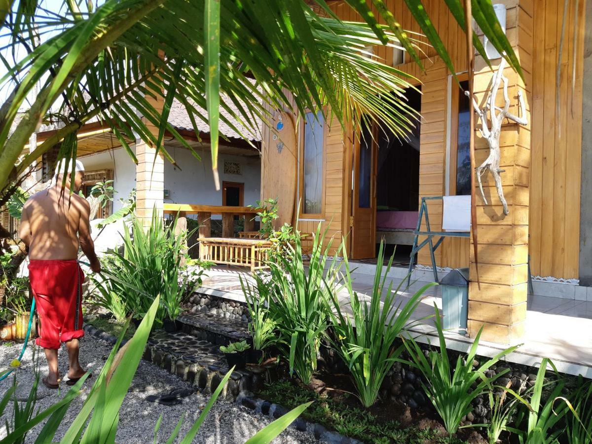 Friend House Stay & Surf Airsatang Екстериор снимка